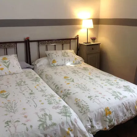Casa Rural Casta Alvarez Cabañas de Ebro